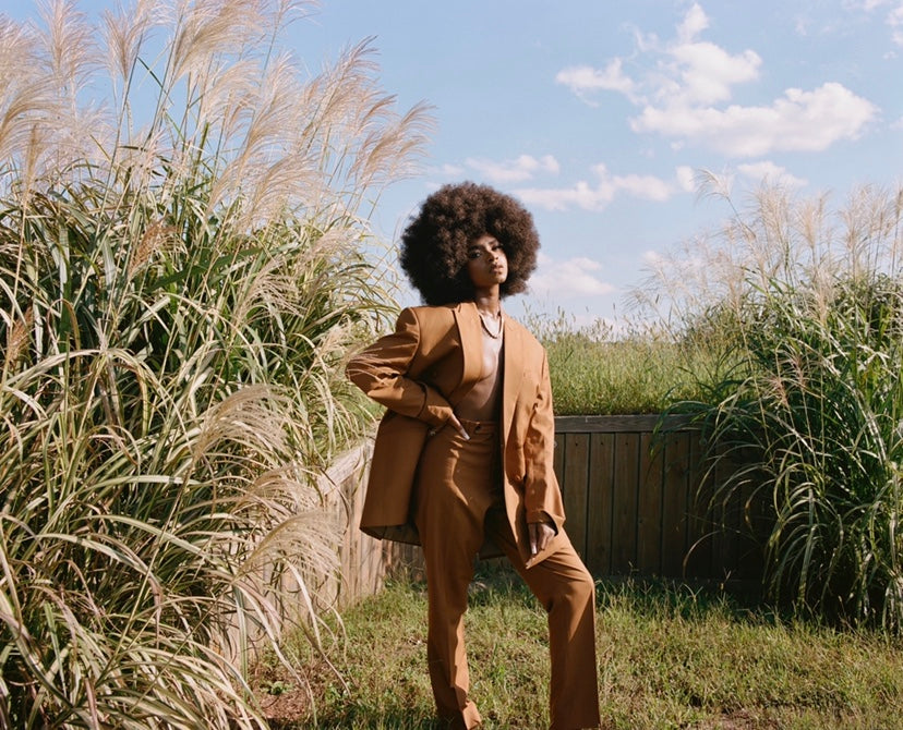 BROWN DOUBLE BREASTED SUIT